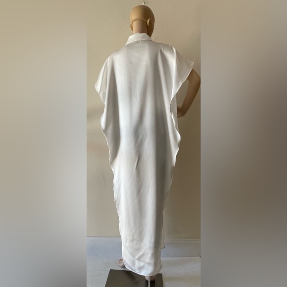 White Asymmetrical Side Slit Sleeveless Button-down Maxi Shirt Blouse - Picture 6 of 6